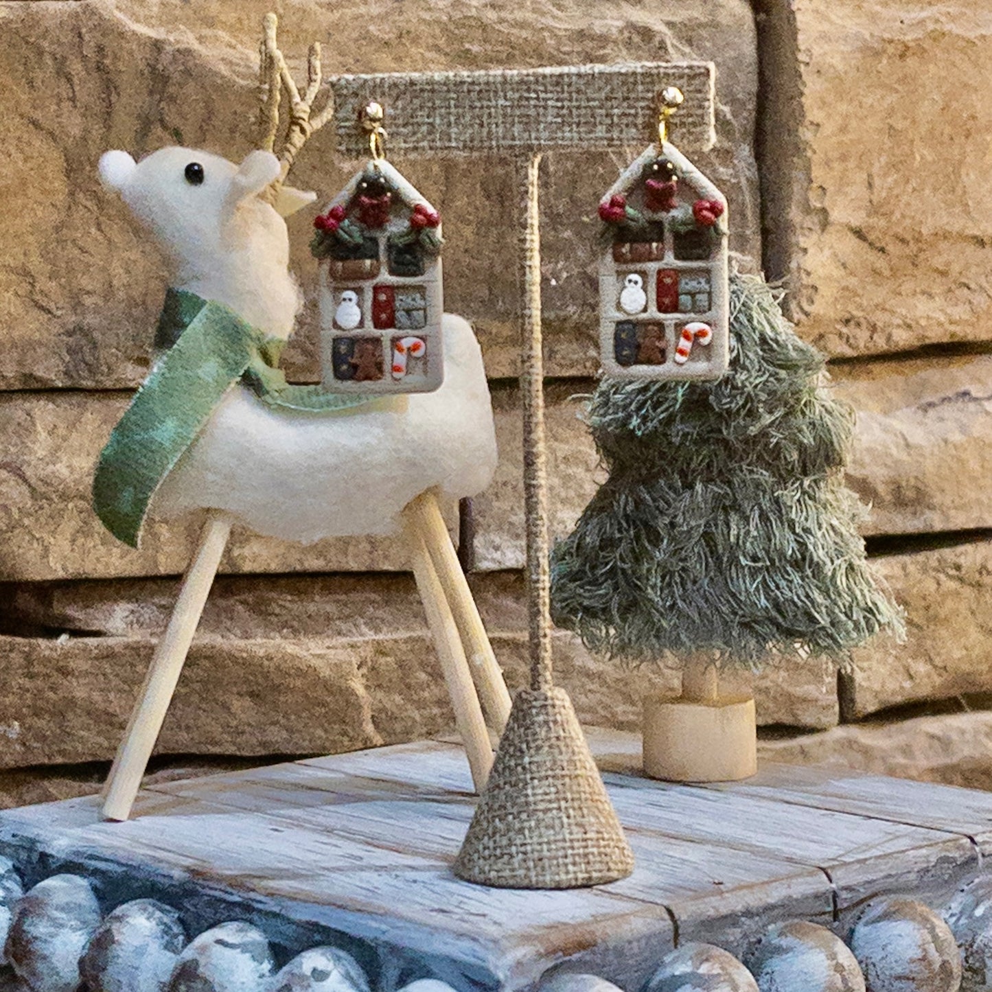 Christmas Bookshelves