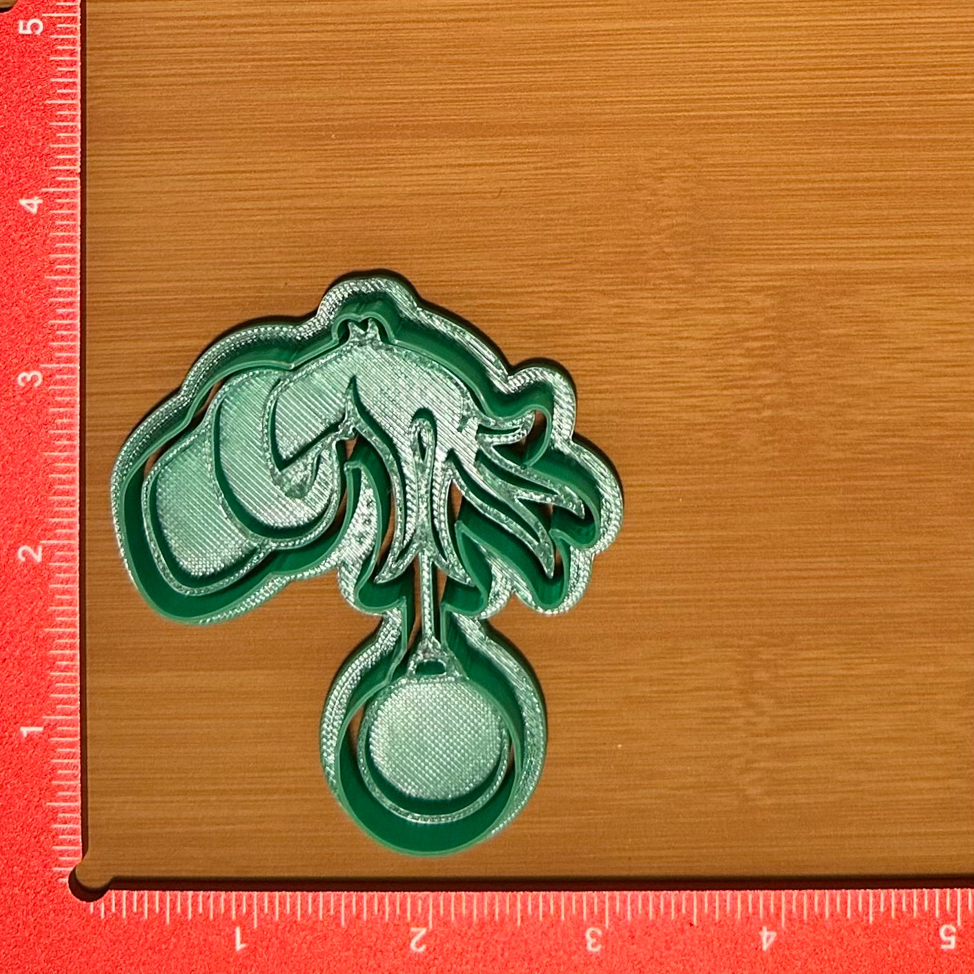 Grinch Hand with Ornament - Custom 3D Printed Cookie Cutter + Stamp Combo
