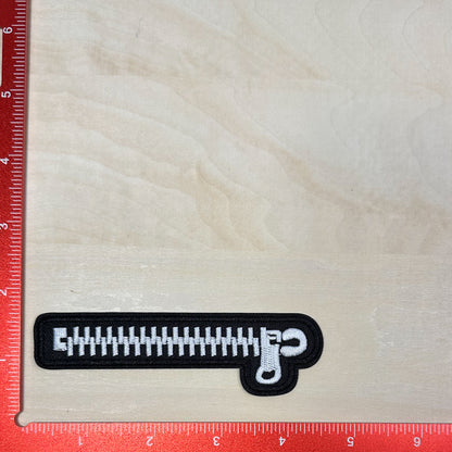 Zipper - Embroidered Patch