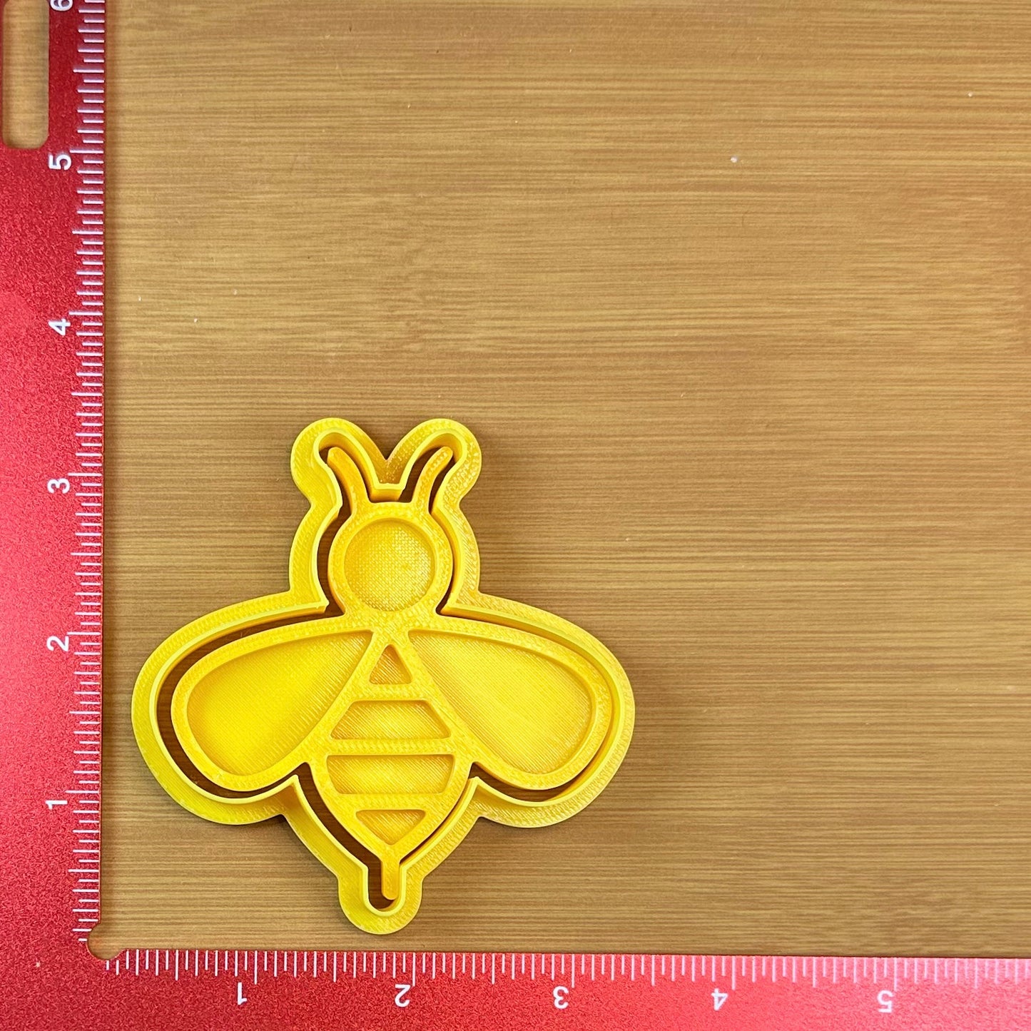 Simple Bee - Custom 3D Printed Cookie Cutter + Stamp Combo